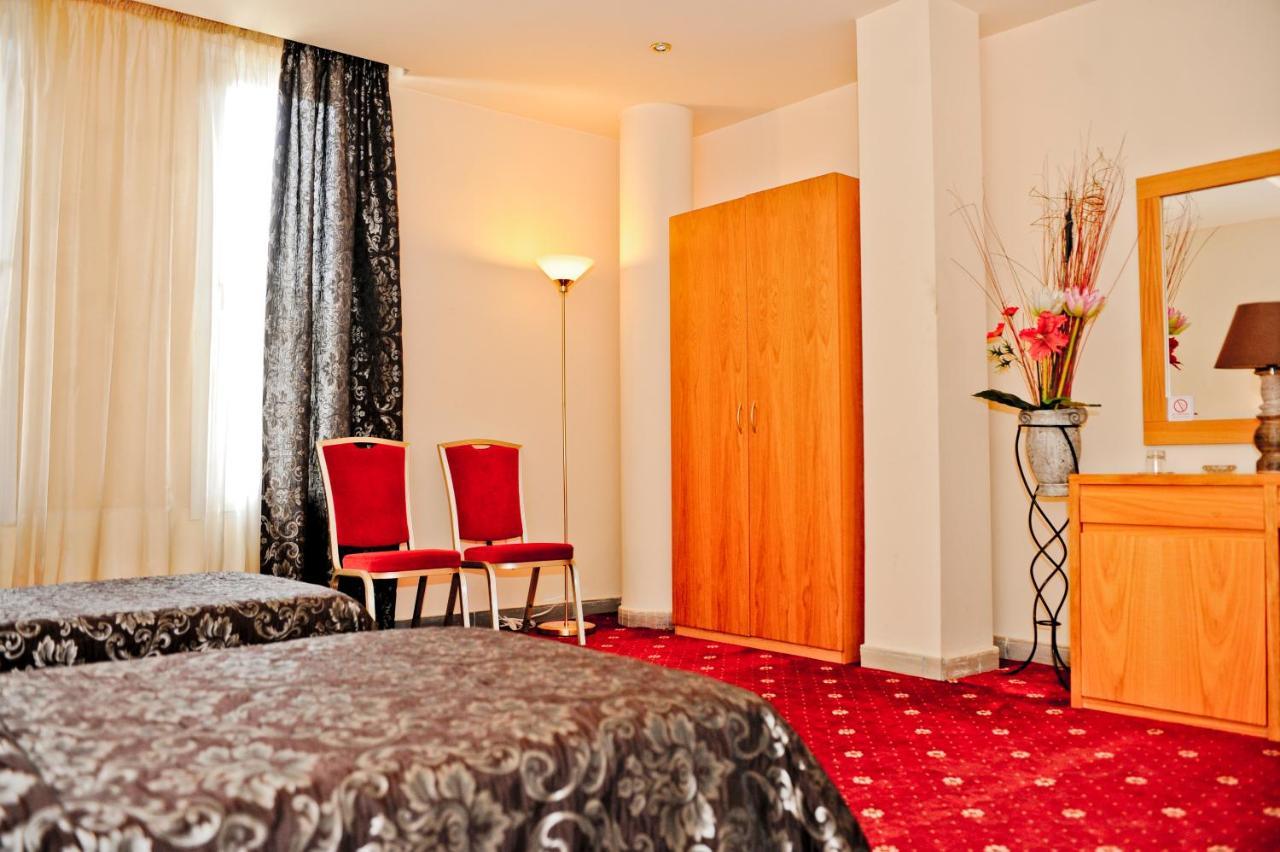 Hotel Doro City Tirana Zewnętrze zdjęcie