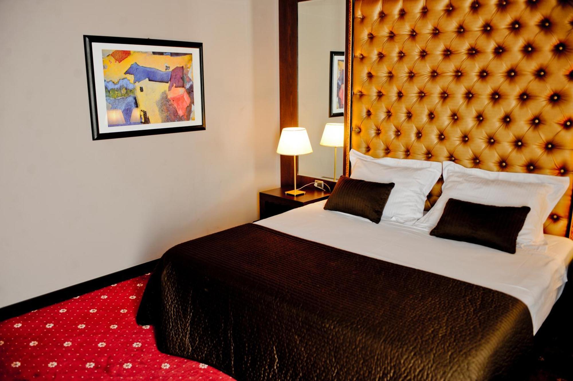 Hotel Doro City Tirana Zewnętrze zdjęcie