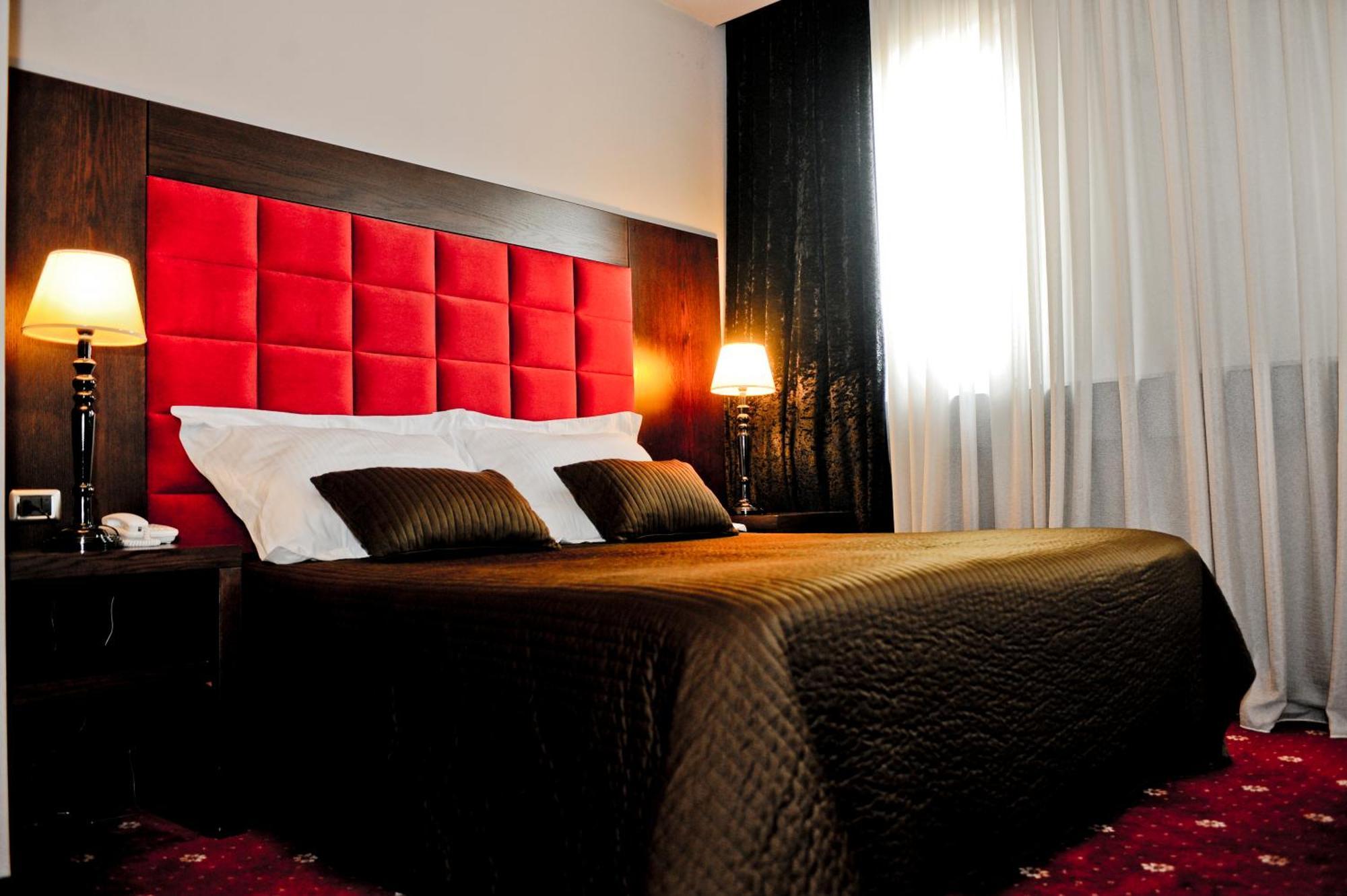 Hotel Doro City Tirana Zewnętrze zdjęcie