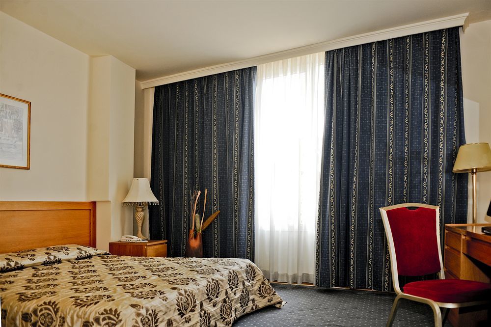 Hotel Doro City Tirana Zewnętrze zdjęcie
