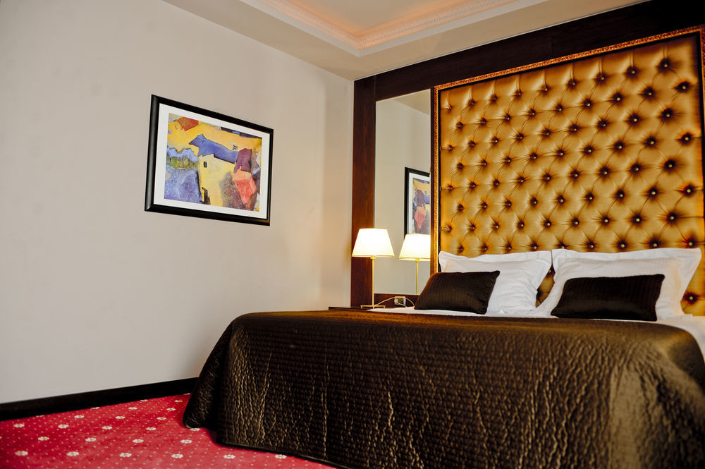 Hotel Doro City Tirana Zewnętrze zdjęcie